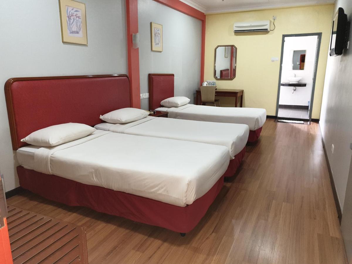 Classic Boutique Hotel Kuantan Exterior photo