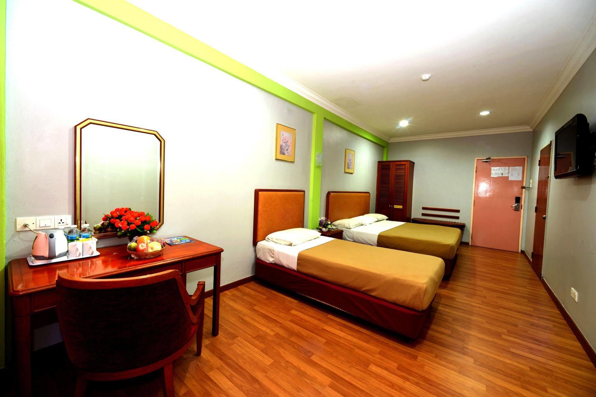 Classic Boutique Hotel Kuantan Exterior photo