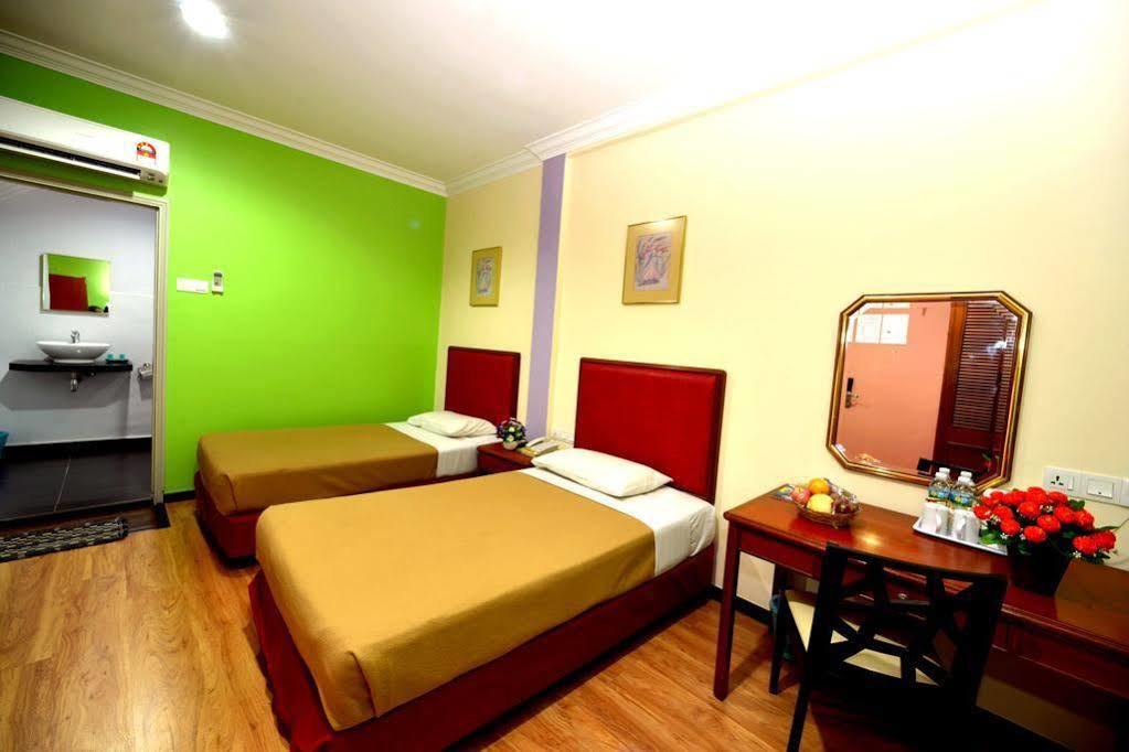 Classic Boutique Hotel Kuantan Exterior photo